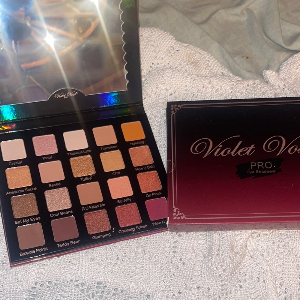 Violet Voss Pro Eyeshadow Palette